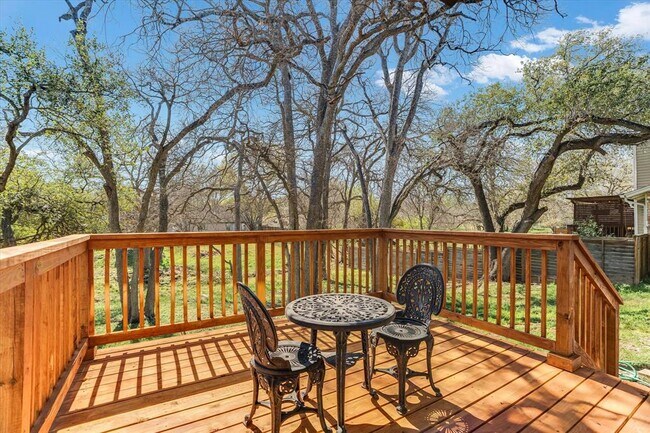 Building Photo - 2511 Shiloh Dr