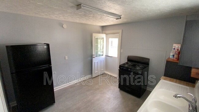 Building Photo - 1706 Buffington Ave
