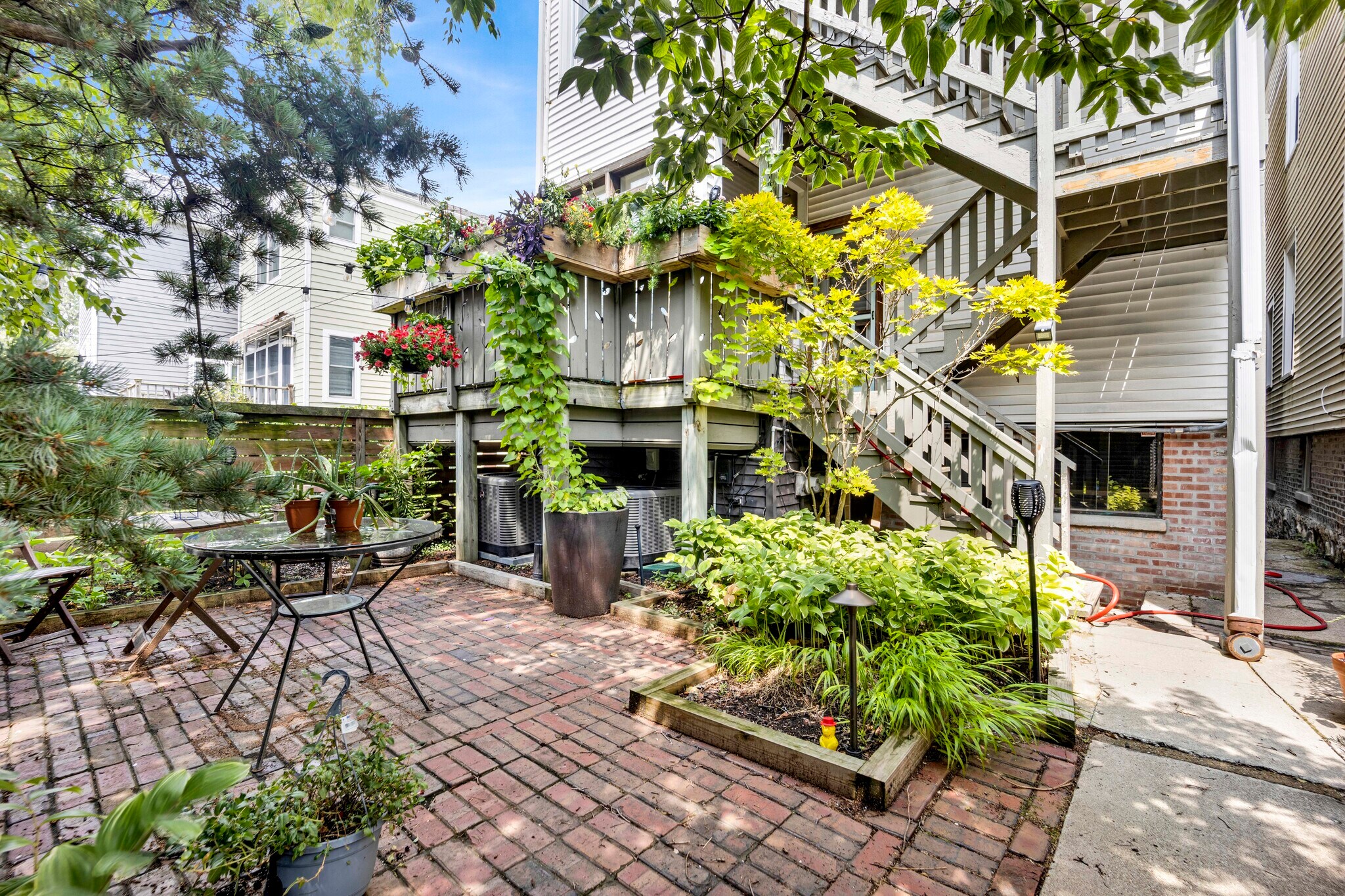 Building Photo - 1625 W Hollywood Ave