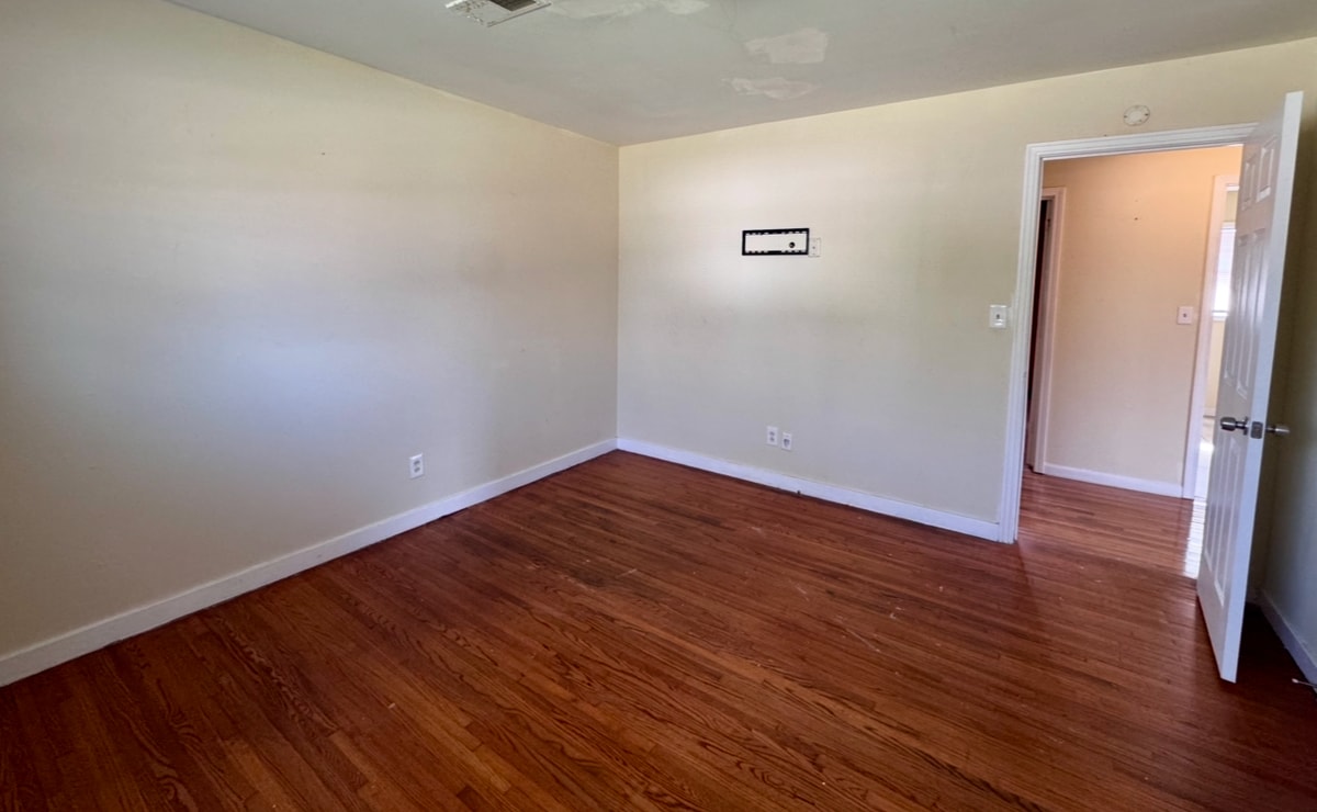 Building Photo - 201 70th St S