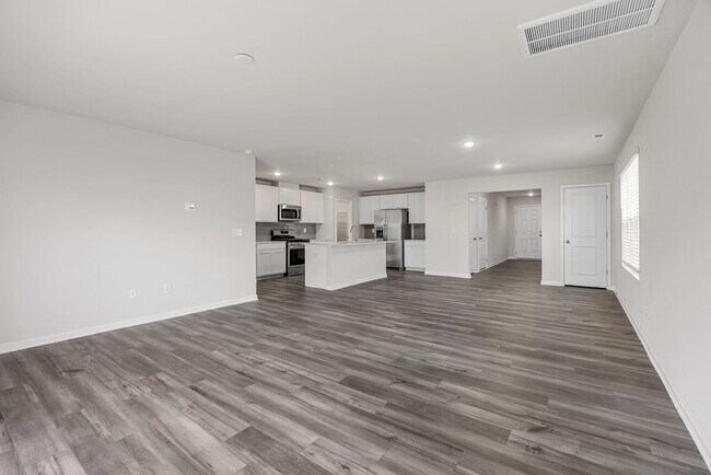 Building Photo - New constructed 5 bed 3 Bath Inman SC