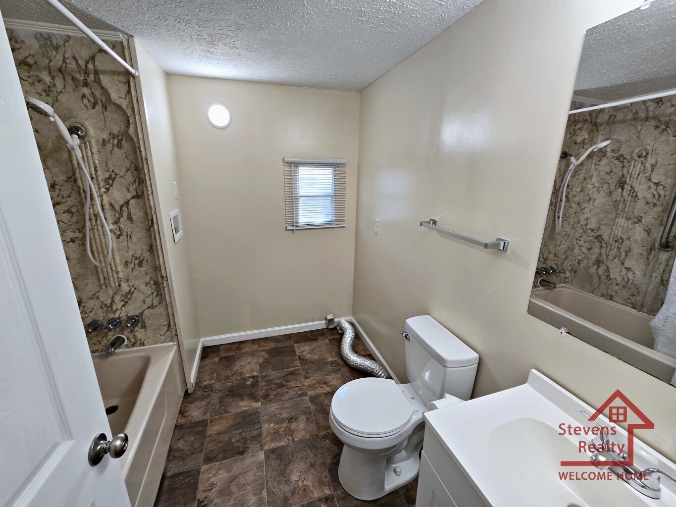 Building Photo - 271 C C Camp Rd