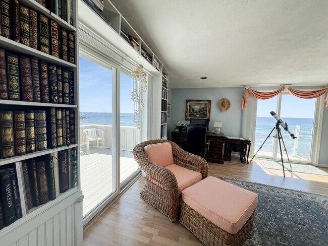 Building Photo - WINTER RENTAL Beach-front condo September ...