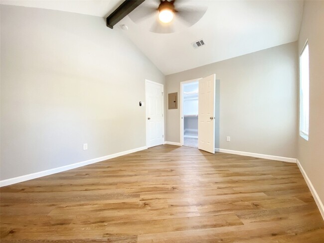 Building Photo - 4705 Quicksilver Blvd