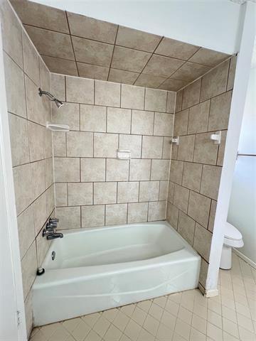 Building Photo - 6403 San Juan Ave