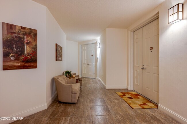 Building Photo - 3245 S Atlantic Ave