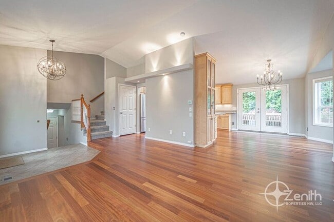 Building Photo - 4314 NE 126th St