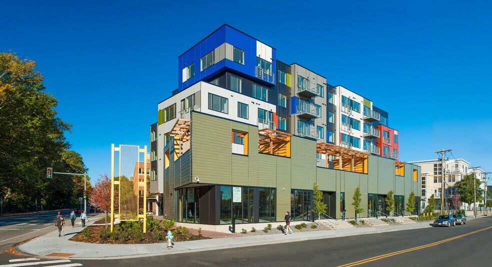 Building Photo - 615 Concord Ave