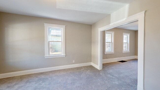 Building Photo - Clark / Fulton Area - Single Family Home