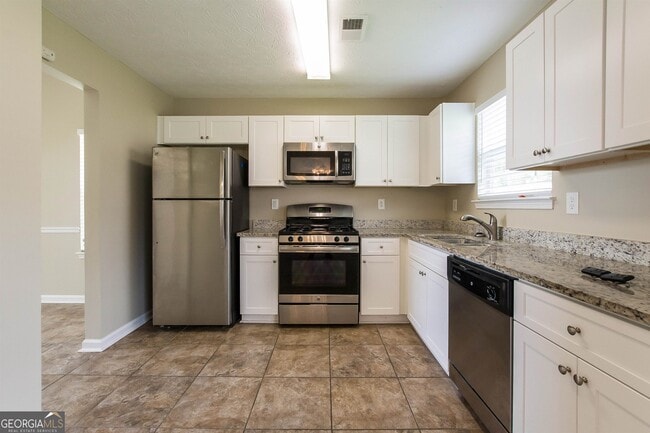 Building Photo - 3408 Newgold Ter