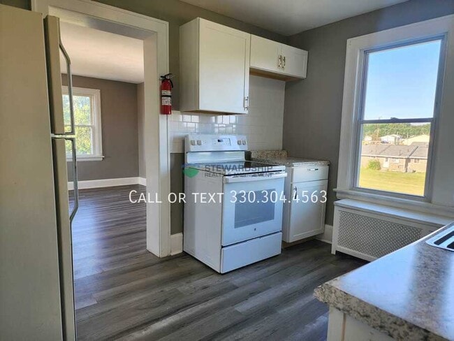 Building Photo - 12990 Lincoln Way W