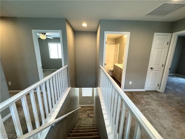 Building Photo - 12545 Skylight View St