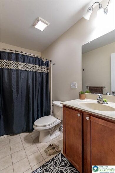 Building Photo - 2512 Gila Dr