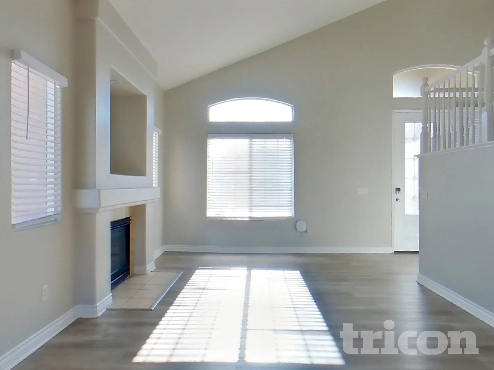 Building Photo - 9379 Dragon Tree Dr