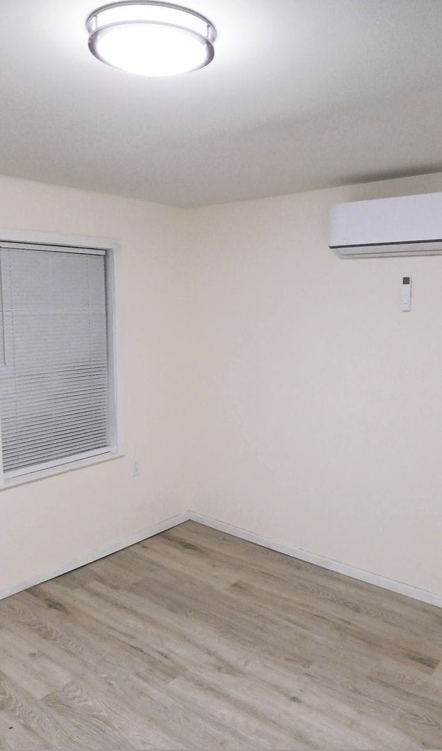 Building Photo - 408 Bowen Ave