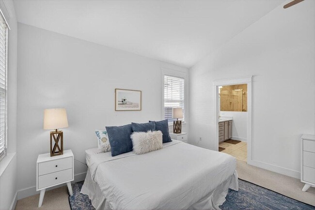 Building Photo - 28 Emerald Beach Cir