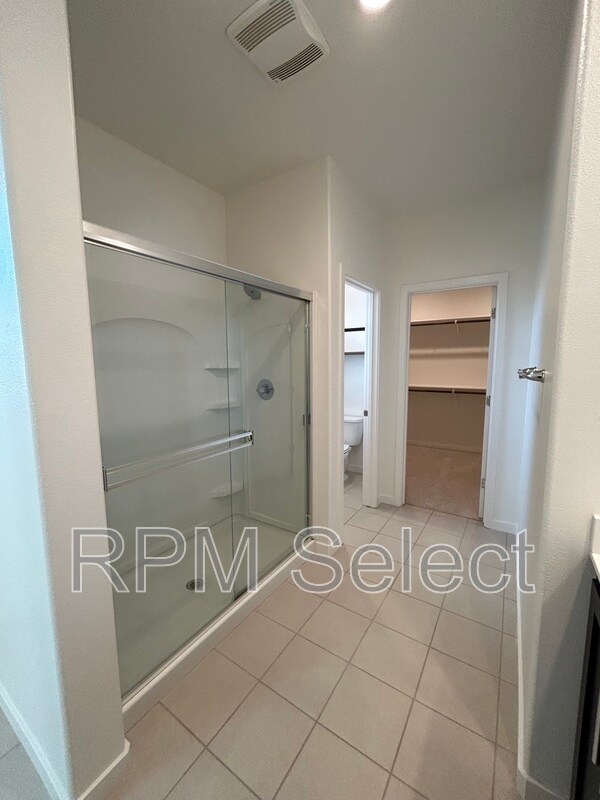 Building Photo - 1356 Jamboree Dr