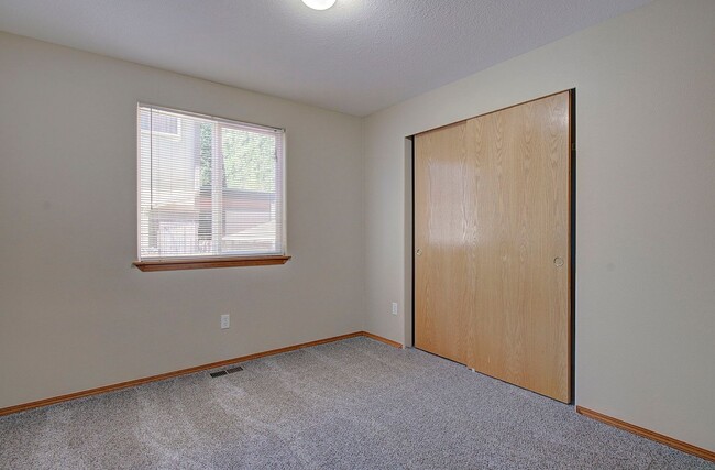 Building Photo - 3bd 2ba Ranch Style Home in North Salmon Creek - Avail Now!