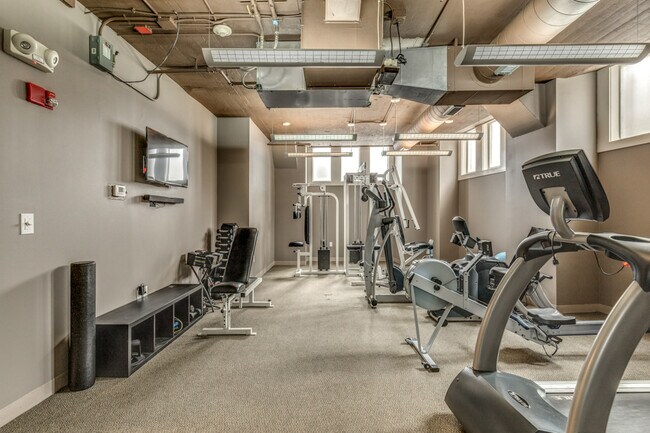 Building Photo - 695 Atlantic Ave