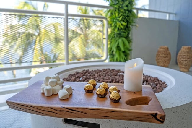 Building Photo - 468 Golden Isles Dr