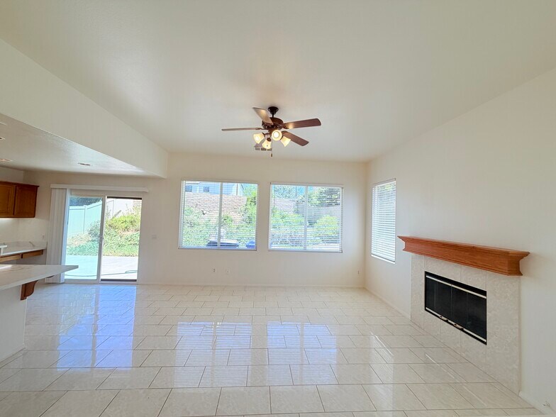 Building Photo - 28330 Linda Vista St