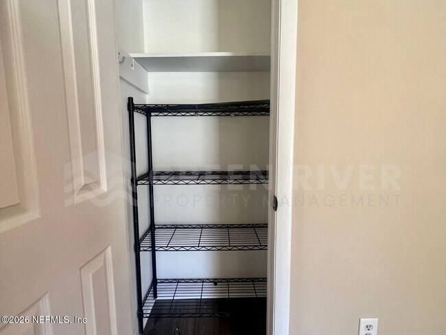 Building Photo - 1602 Forbes St