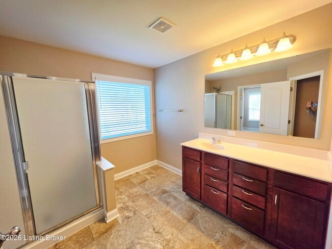 Building Photo - 16300 Brookfield View Ct