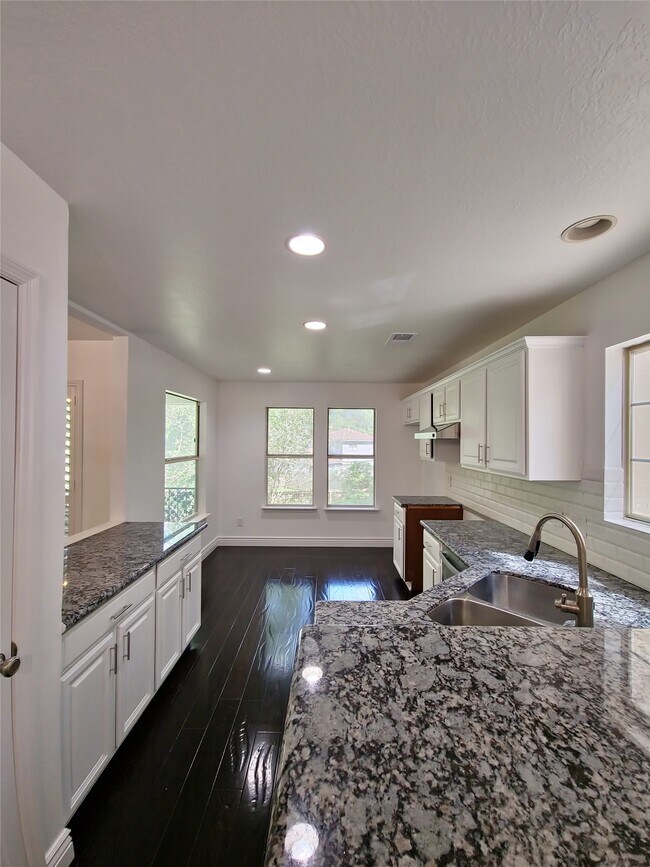 Building Photo - 69 S Spiral Vine Cir