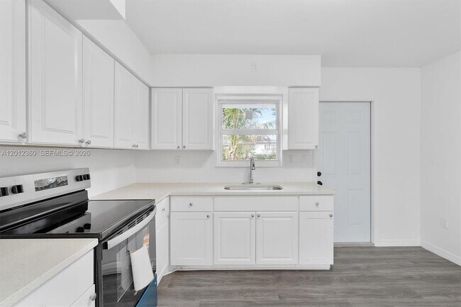 Building Photo - 1061 NW 108th Terrace