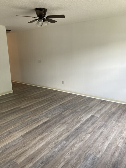 Front Living Room - 627 Wilderness Trl