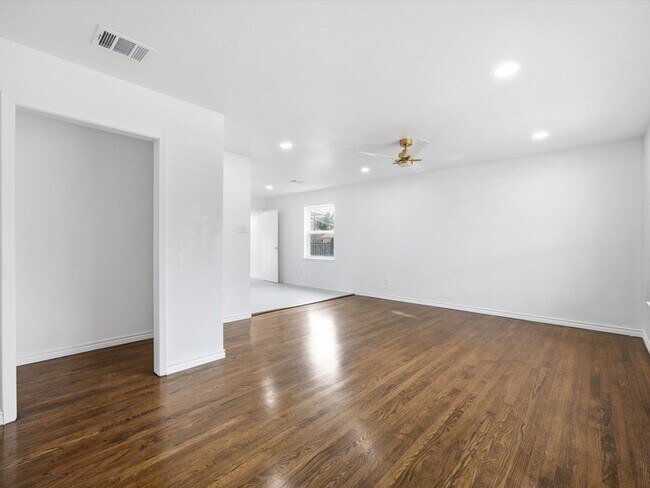 Building Photo - 10270 Kilkenny Pl