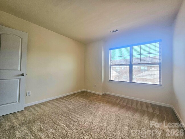 Building Photo - 2530 Madeline Meadow Dr
