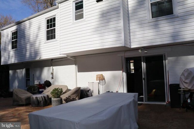 Building Photo - 5521 Corot Ct