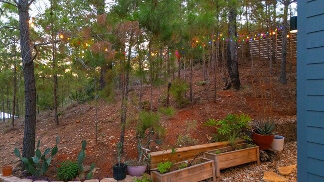 Building Photo - 326 Tahitian Dr