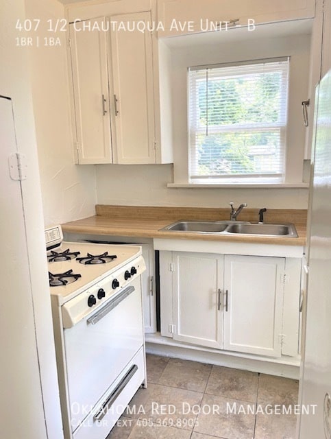 Building Photo - 407 1/2 Chautauqua Ave Unit