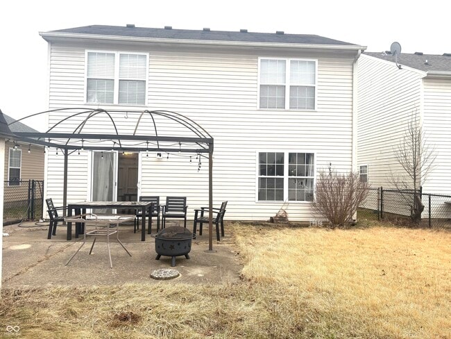 Building Photo - 8127 Maple Stream Blvd