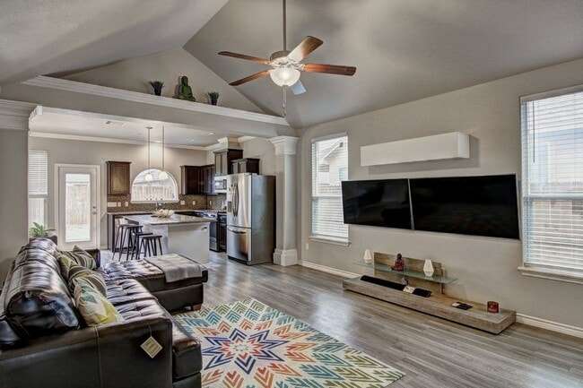 Building Photo - 2206 Oso Bay Preserve Dr