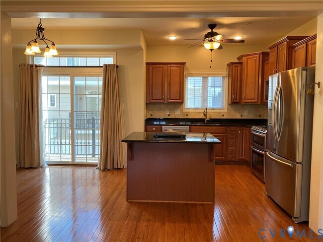 Building Photo - 2525 Perch Ln