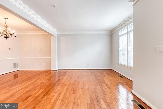 Building Photo - 9301 Paragon Way