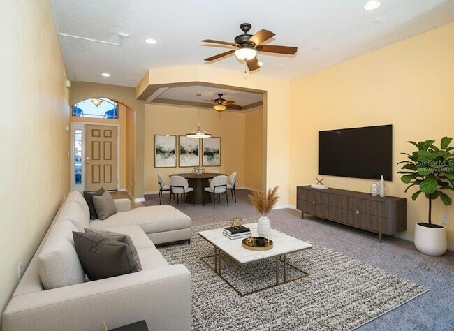 Building Photo - 561 Winthrop Dr