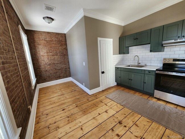 Building Photo - 1 Shatzell Ave