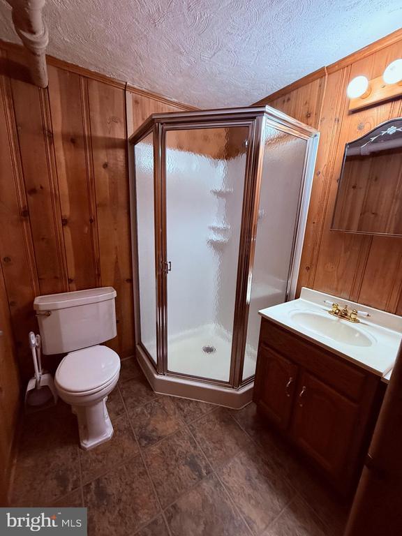 Building Photo - 536 Hampton Ln