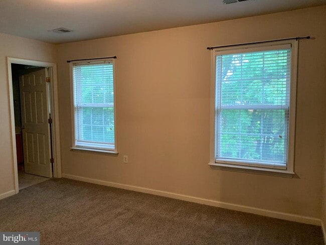 Building Photo - 47 Quince Tree Dr