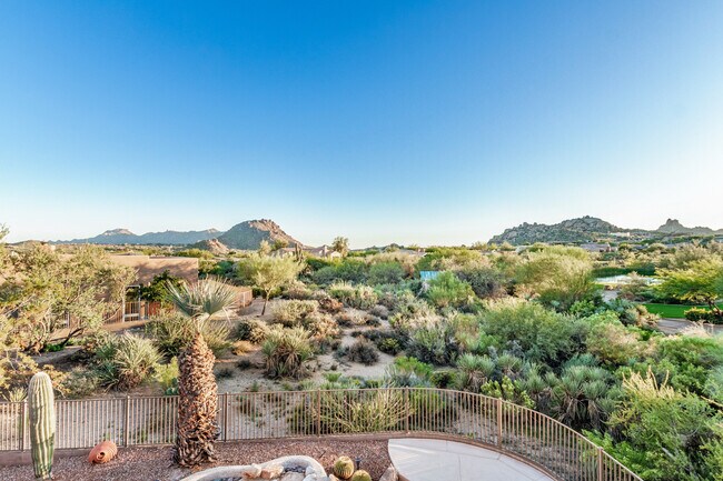 Building Photo - 10837 E Running Deer Trail