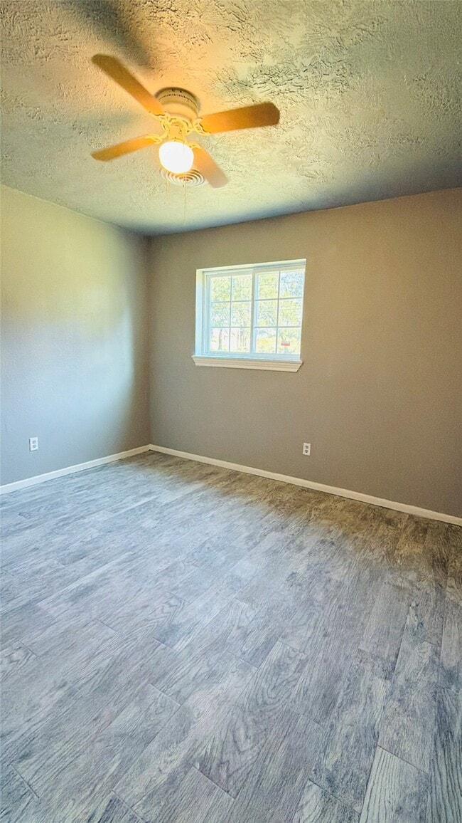 Building Photo - 519 Magnolia Ave