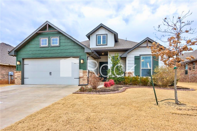 Building Photo - Gorgeous 3 Bedroom Home with Storm Shelter located in The Waters in Moore!! **All Appliances Incl...