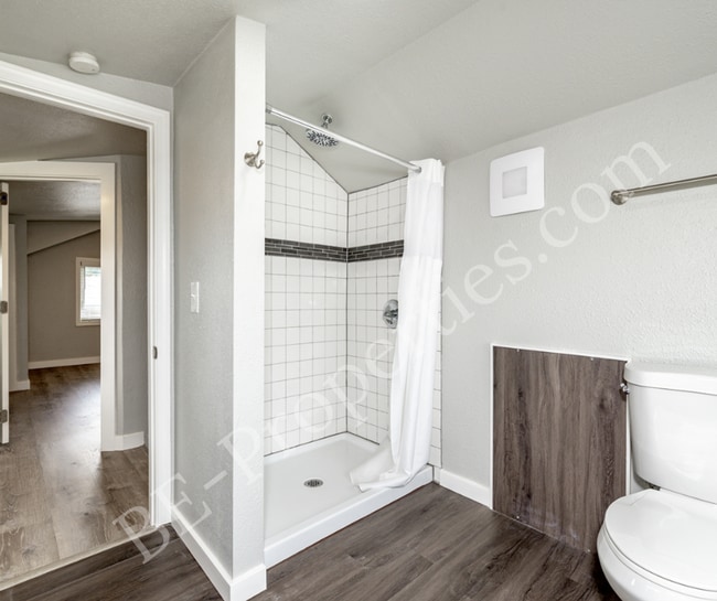 Building Photo - Renovated Tacoma Home