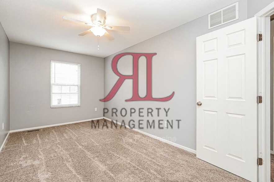 Building Photo - 2627 Westrock Dr