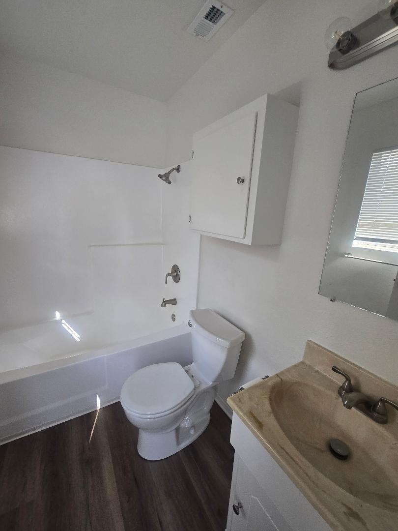 Building Photo - 4360 10th St