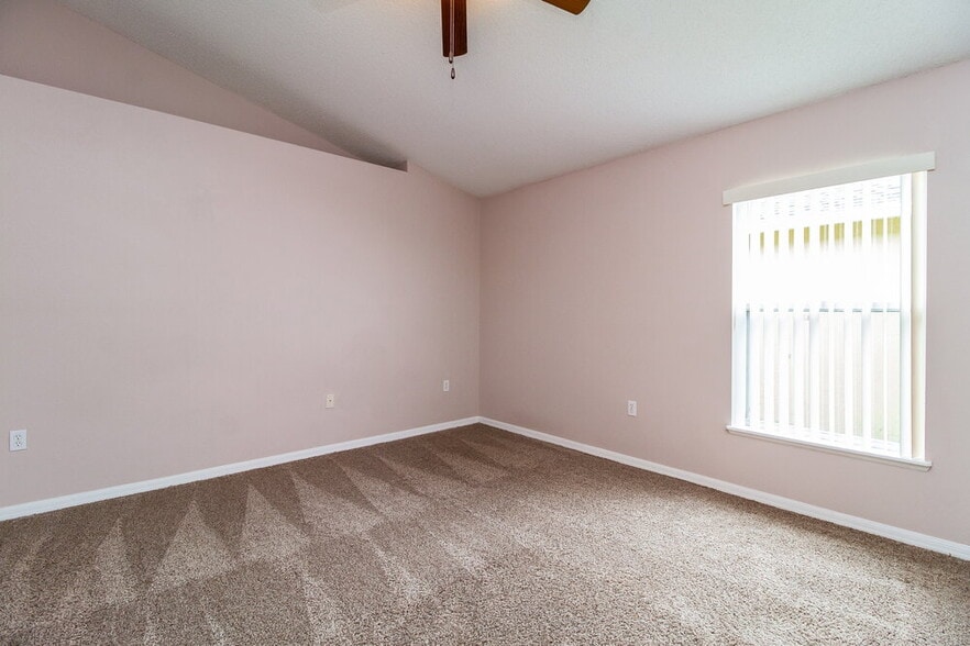 Building Photo - 11256 Carabelee Cir